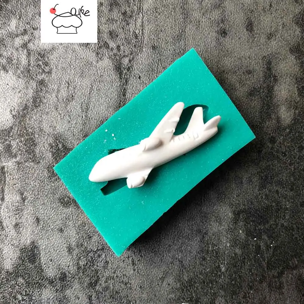 Aouke Small Plane Silicone Decorating Molds Cake Silicone Mold Sugarpaste Candy Chocolate Gumpaste Clay Mould
Aouke Small Plane Silicone Decorating Molds Cake Silicone Mold Sugarpaste Candy Chocolate Gumpaste Clay Mould