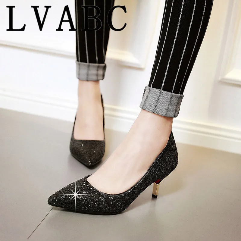 LVABC 2018 Fashion New Women Pumps Classic Sequined Shallow Women High Heels Sexy Pointed 7cm Wedding shoes party Women Shoes
LVABC 2018 Fashion New Women Pumps Classic Sequined Shallow Women High Heels Sexy Pointed 7cm Wedding shoes party Women Shoes