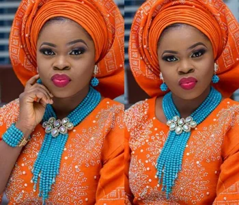 Amazing Blue Wedding Bib Crystal Beads Jewelry Set Anniversary Party Women Costume Necklace Bracelet Set Free Shipping WD669
Amazing Blue Wedding Bib Crystal Beads Jewelry Set Anniversary Party Women Costume Necklace Bracelet Set Free Shipping WD669