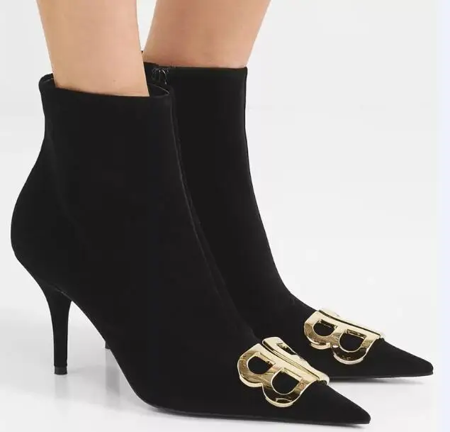 2018 Newest Genuine Leather Black Pointed Toe Suede Fashion Ankle Boot Women Casual High Heel Pumps Big Size 7cm Heel
2018 Newest Genuine Leather Black Pointed Toe Suede Fashion Ankle Boot Women Casual High Heel Pumps Big Size 7cm Heel