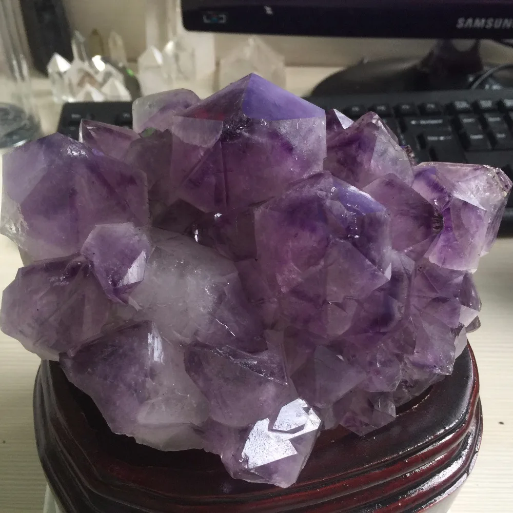 2.2kg Natural Amethyst Crystal Cave Uruguay Quartz Crystal Amethyst cluster crystal specimen love natural stone
2.2kg Natural Amethyst Crystal Cave Uruguay Quartz Crystal Amethyst cluster crystal specimen love natural stone