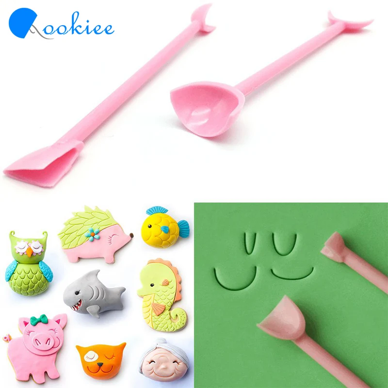 Qookiee 2pcs Curve Wrinkle Mold Tool Plastic Fondant Cutter Cake Mould Decorating Stamper Cake Decorating Printing Carving Stick
Qookiee 2pcs Curve Wrinkle Mold Tool Plastic Fondant Cutter Cake Mould Decorating Stamper Cake Decorating Printing Carving Stick