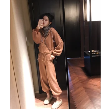 Mishow Women Spring Autumn 2 Piece Set Women Zipper Sweatshirt+Pants Suit Tracksuits Long Sleeve Sportswear Outfit MX18D0170
Mishow Women Spring Autumn 2 Piece Set Women Zipper Sweatshirt+Pants Suit Tracksuits Long Sleeve Sportswear Outfit MX18D0170