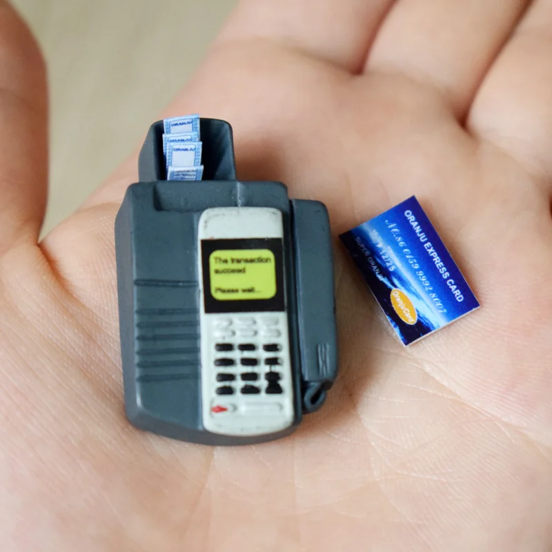 1/12 Scale Doll House Dollhouse Miniature POS Credit Card Machine Supermarket Register Toy Accessories
1/12 Scale Doll House Dollhouse Miniature POS Credit Card Machine Supermarket Register Toy Accessories