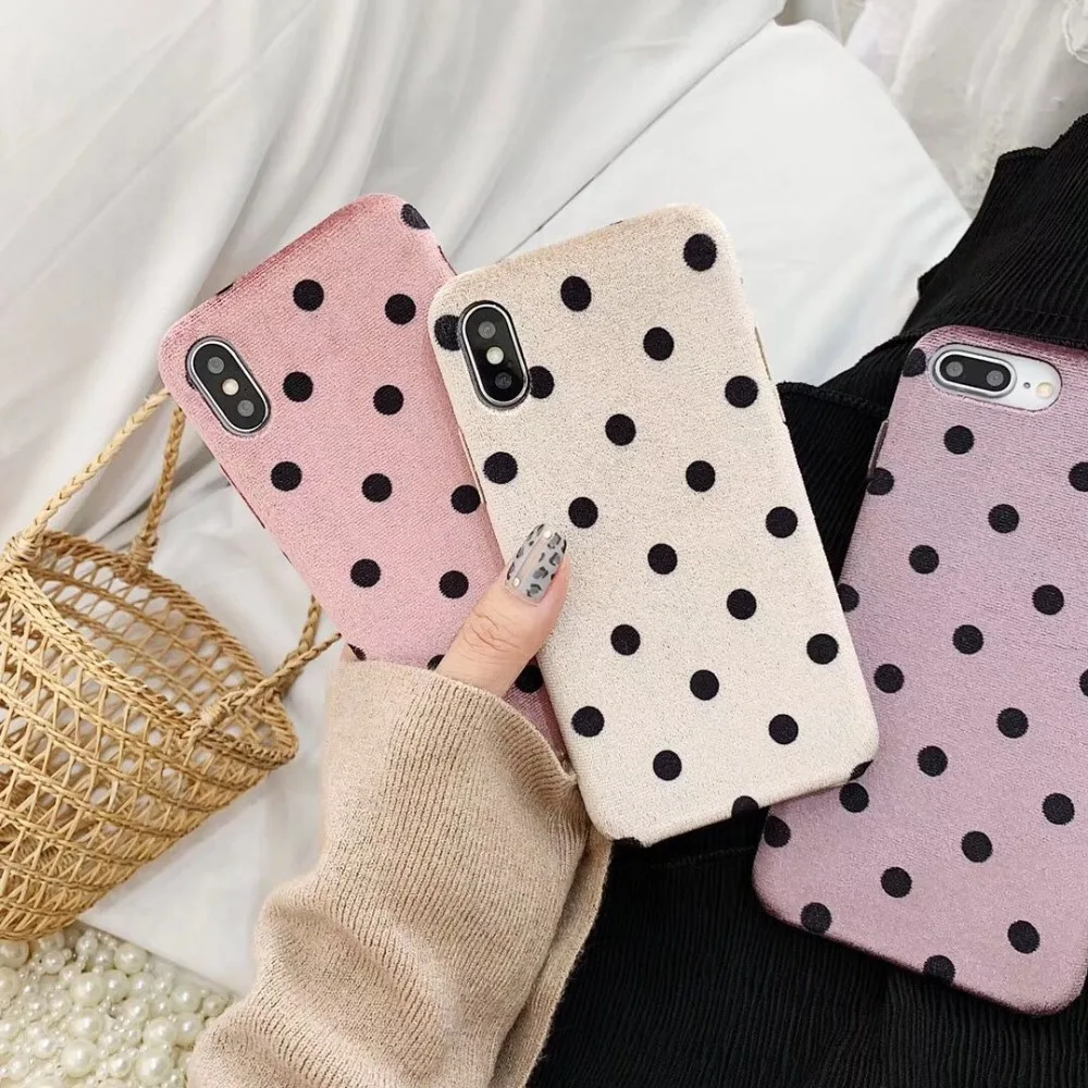new dot patterned hard pc case for iphoneX XS Xs max XR luxury velvet vintage phone back cover for iphone6 6s 7 8 plus housing
new dot patterned hard pc case for iphoneX XS Xs max XR luxury velvet vintage phone back cover for iphone6 6s 7 8 plus housing