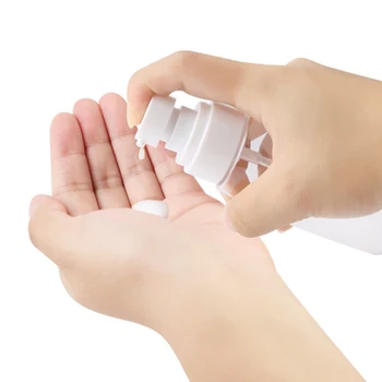 Empty Cosmetic Containers 30ml 60ml 100ml Travel Cosmetic Bottle Mini Transparent Lotion Bottle Refillable Bottle
Empty Cosmetic Containers 30ml 60ml 100ml Travel Cosmetic Bottle Mini Transparent Lotion Bottle Refillable Bottle