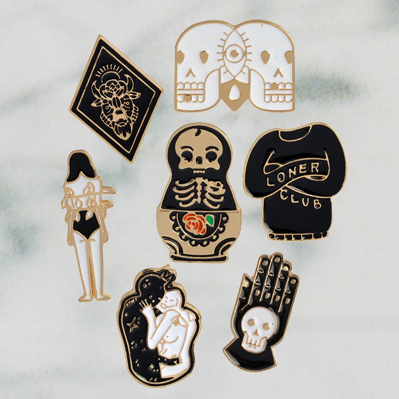 7pcs/set Halloween Party Hard enamel pins Goth punk skull brooch lapel pin Halloween pin button badge Jewelry for him Cool gifts
7pcs/set Halloween Party Hard enamel pins Goth punk skull brooch lapel pin Halloween pin button badge Jewelry for him Cool gifts
