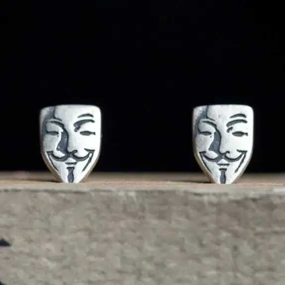 Dropship New Cool Solid 925 Sterling Silver V Vendetta Drama Masks Earring Women Punk Stud Earrings Mens Jewelry
Dropship New Cool Solid 925 Sterling Silver V Vendetta Drama Masks Earring Women Punk Stud Earrings Mens Jewelry