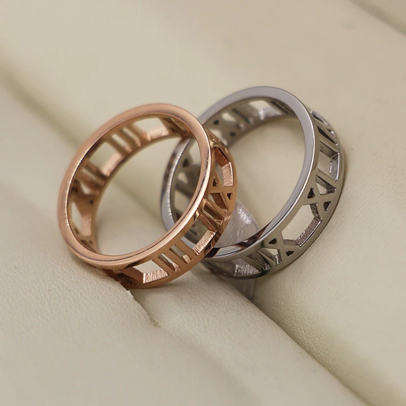 Fashion Wedding Rings For Lovers Hollow Roman Numerals Stainless Steel Love Ring Finger Rings Luxury Famous Brand Jewelry
Fashion Wedding Rings For Lovers Hollow Roman Numerals Stainless Steel Love Ring Finger Rings Luxury Famous Brand Jewelry