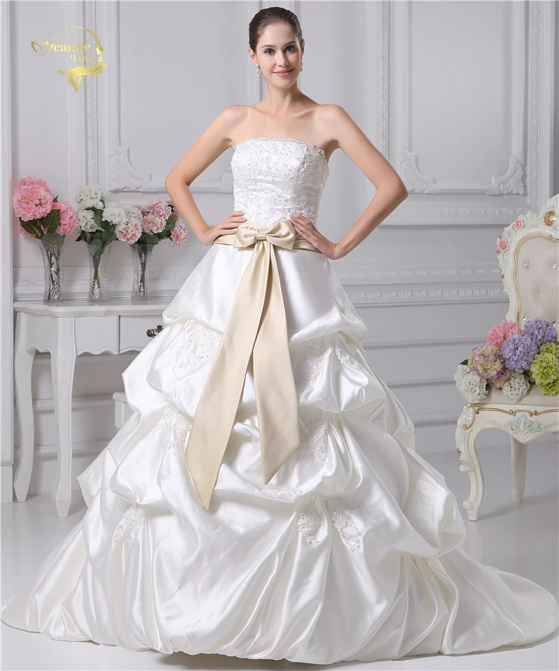 Jeanne Love Satin Strapless Wedding Dresses 2018 Applique Lace Sashes Bow Bridal Gown A Line Robe De Mariage JLOV75950 Custom
Jeanne Love Satin Strapless Wedding Dresses 2018 Applique Lace Sashes Bow Bridal Gown A Line Robe De Mariage JLOV75950 Custom