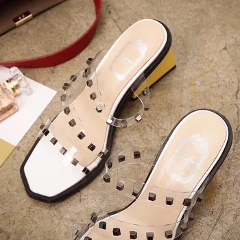 Women Slippers Sandals Fashion Open Toe Slip on Outdoor Slippers Sexy Summer Thick Heels Rivet Summer Slippers
Women Slippers Sandals Fashion Open Toe Slip on Outdoor Slippers Sexy Summer Thick Heels Rivet Summer Slippers