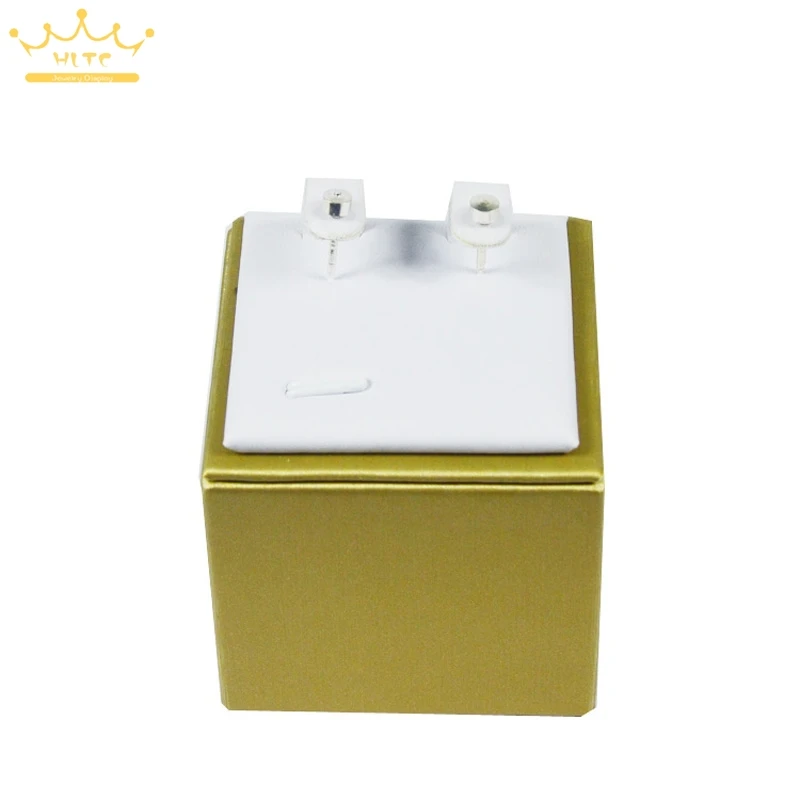 Gold Leather Jewelry Display Earring Stand Earrings Holder Window Show Cases 5x5x6cm
Gold Leather Jewelry Display Earring Stand Earrings Holder Window Show Cases 5x5x6cm