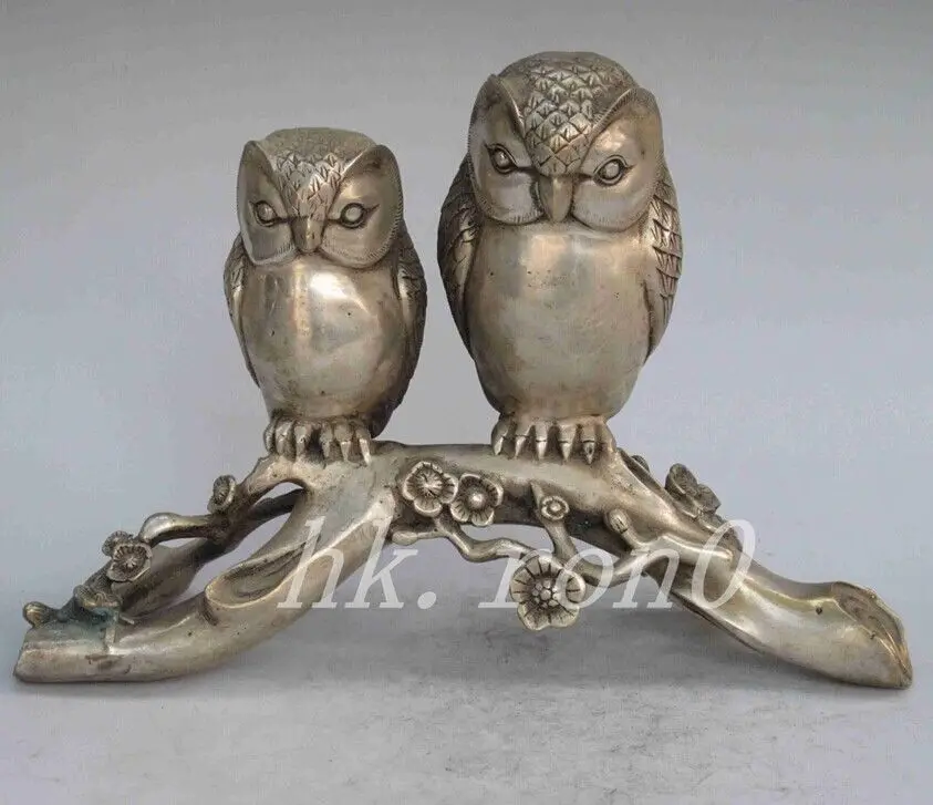 Image Old Tibet silver statue carved one pair of owls sitting on tree stumps