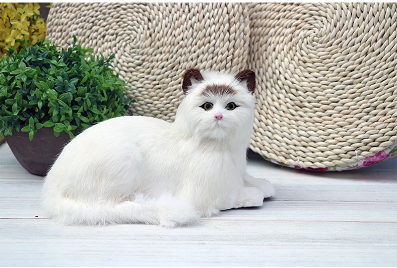 Dorimytrader lifelike animal lying cat plush toy soft simulation cats pet doll decoration for car kids gift 18X31cm DY80028 (13)