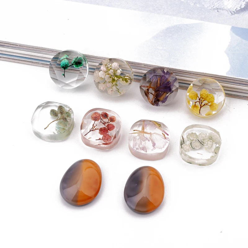 2pcs Simple Handicrafts Resin Transparent Dried Flower Patch Diy Jewelry Findings Round Cabochon Bead Earring Mold Charm Make
2pcs Simple Handicrafts Resin Transparent Dried Flower Patch Diy Jewelry Findings Round Cabochon Bead Earring Mold Charm Make