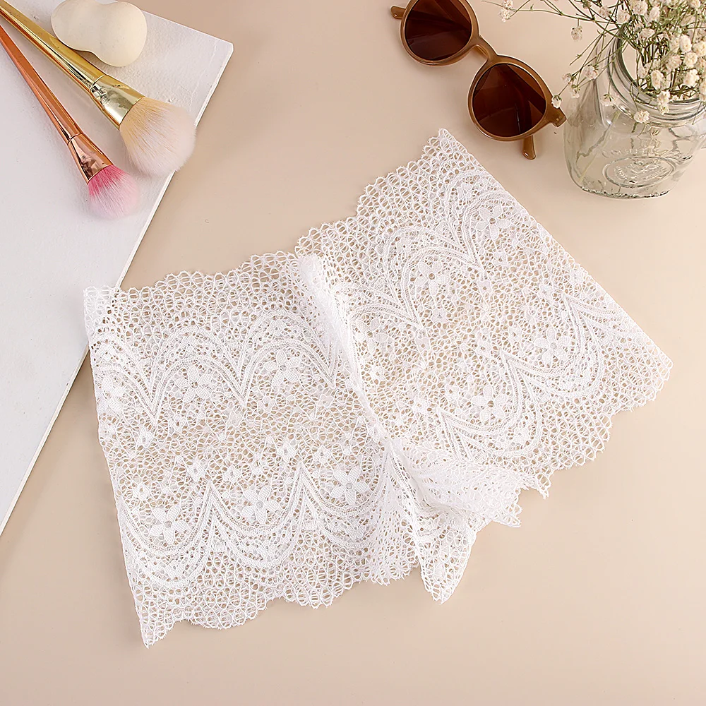 S-6XL Women Sexy Lace Panties Breathable Hollow Out Underpants Seamless Transparent Super Thin Imitation Lingerie Female Briefs
S-6XL Women Sexy Lace Panties Breathable Hollow Out Underpants Seamless Transparent Super Thin Imitation Lingerie Female Briefs