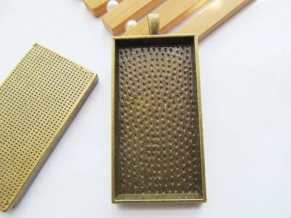 3pcs 4 Colors Rectangle Base Setting Tray Bezel Pendant Charm/Finding,fit 24mmx48mm Cabochon/Cameo,DIY
3pcs 4 Colors Rectangle Base Setting Tray Bezel Pendant Charm/Finding,fit 24mmx48mm Cabochon/Cameo,DIY