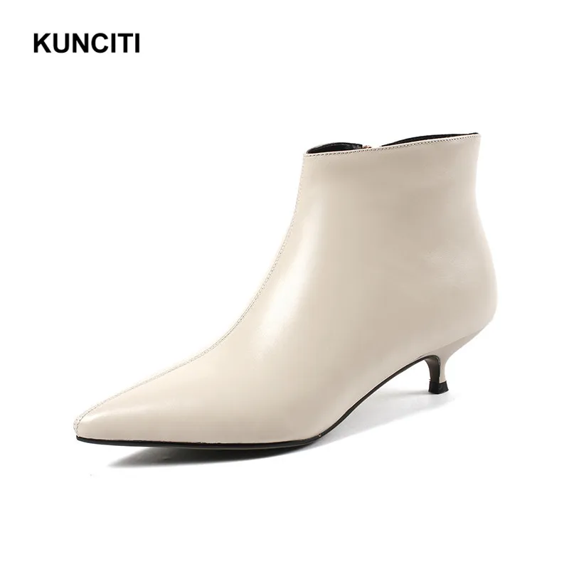 2019 KUNCITI Women Big Size Boots Plus Size 34-43 Pointed Toe High Heel Women Boots Genuine Leather Sexy Booties Shoes D190
2019 KUNCITI Women Big Size Boots Plus Size 34-43 Pointed Toe High Heel Women Boots Genuine Leather Sexy Booties Shoes D190