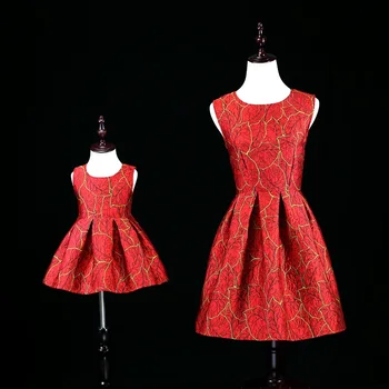 Family Look Mother Girls Outfits Mother and Daughter Dresses Mommy Mum Baby Girl Clothes Red Mother Daughter Wedding Tutu Dress
Family Look Mother Girls Outfits Mother and Daughter Dresses Mommy Mum Baby Girl Clothes Red Mother Daughter Wedding Tutu Dress