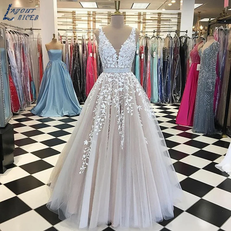 SHJ873 Robe De Soiree 2019 New Fashion V-Neck Backless Night Dress Tulle Sexy Flowers Long Evening Dresses Custom Made
SHJ873 Robe De Soiree 2019 New Fashion V-Neck Backless Night Dress Tulle Sexy Flowers Long Evening Dresses Custom Made