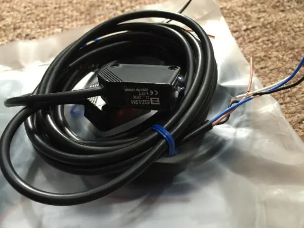 1 шт Высокое качество E3Z-L81 E3Z-LS81 E3Z-LS86 E3Z-L86 E3Z-LS63 светоэлектрический переключатель |