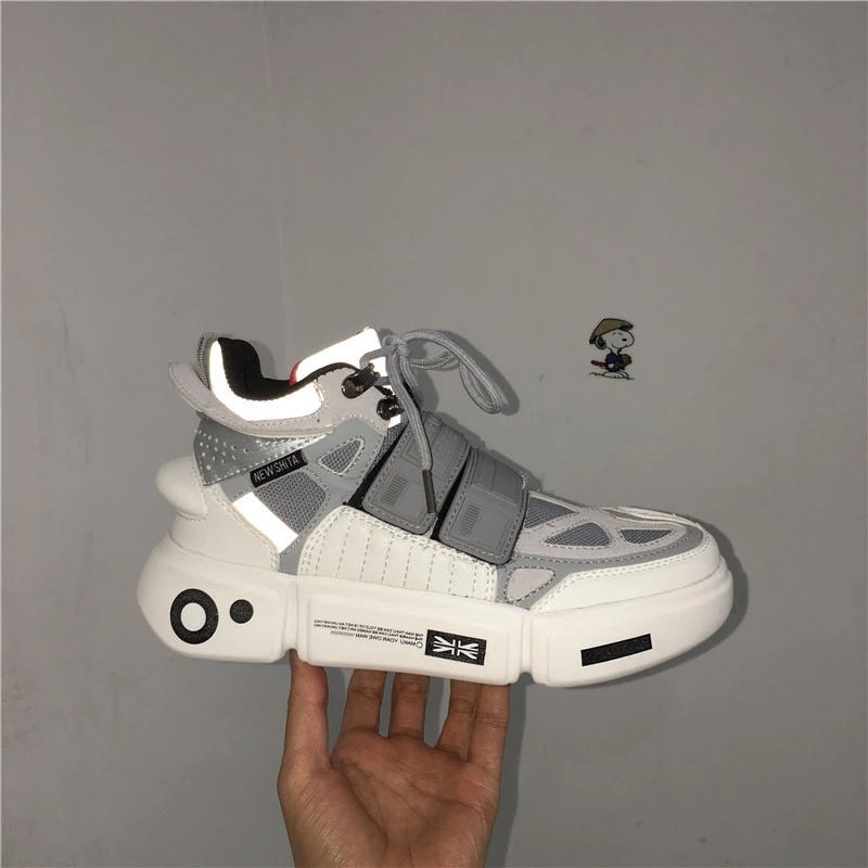 2019 spring Running Shoes Men Luxury Chunky Sneakers White Designer Masculino Casual Shoes Hip Hop Sports Shoes Zapatos Hombre
2019 spring Running Shoes Men Luxury Chunky Sneakers White Designer Masculino Casual Shoes Hip Hop Sports Shoes Zapatos Hombre
