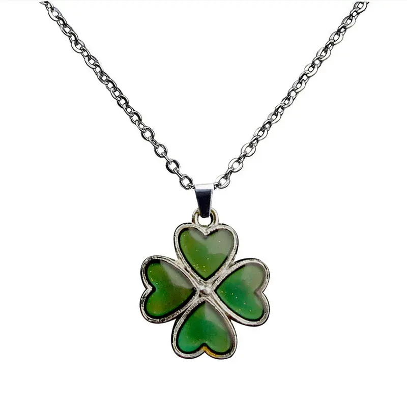 lovers Necklaces & pendants Four Leaf Clover crystal Perfume box necklace Can put the pet's ashes into it wholesale
lovers Necklaces & pendants Four Leaf Clover crystal Perfume box necklace Can put the pet's ashes into it wholesale