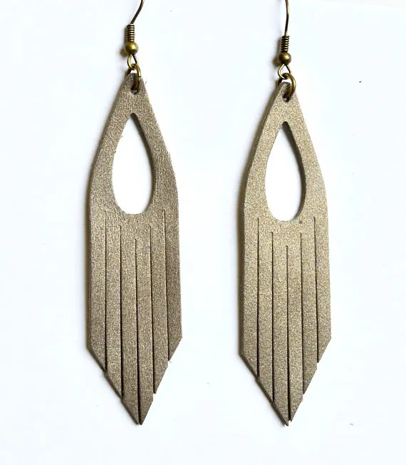 Fringed Earrings - Golden Deer Wood Mould is compatible with most leading machines Mold thickness: 15.8mm
Fringed Earrings - Golden Deer Wood Mould is compatible with most leading machines Mold thickness: 15.8mm