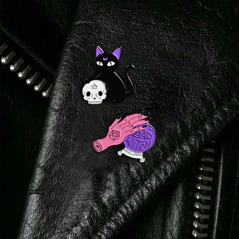 XEDZ 2 Style Fashion Hot Enamel Pin Bad Witch Pin Crystal Ball Witch Hands Black Cat Skull Head Pin Set Hard Halloween
XEDZ 2 Style Fashion Hot Enamel Pin Bad Witch Pin Crystal Ball Witch Hands Black Cat Skull Head Pin Set Hard Halloween