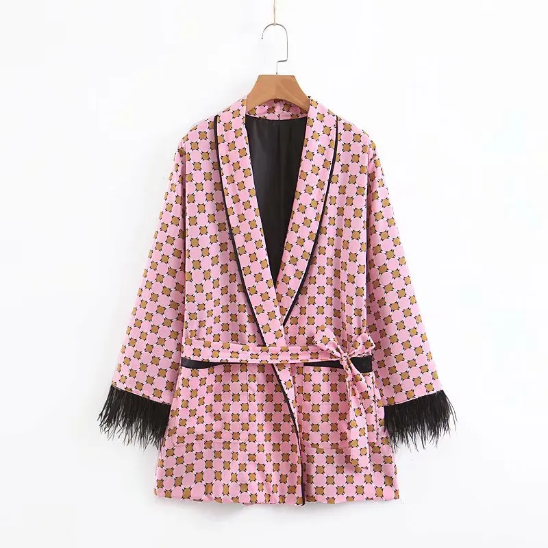 WT210 European Design Pink Color Geometric Print Feather Deco Sleeve Sashes Deco Blazer Outwear Tops
WT210 European Design Pink Color Geometric Print Feather Deco Sleeve Sashes Deco Blazer Outwear Tops