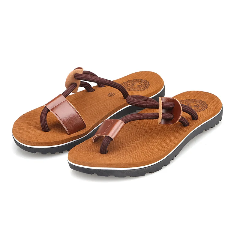New men slippers fashion beach slippers flip flop designer comfortable summer shoes
New men slippers fashion beach slippers flip flop designer comfortable summer shoes