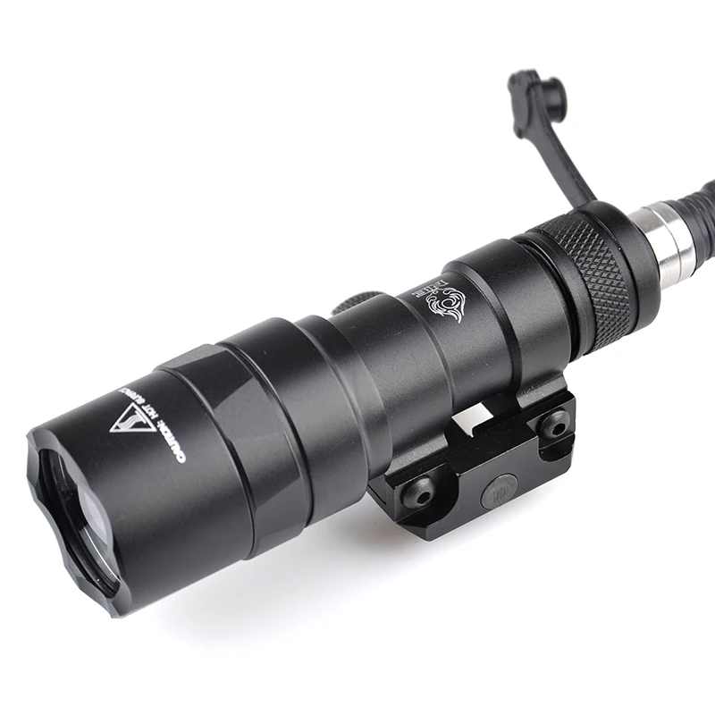 SEIGNEER Tactical M300 M300B MINI Scout Light Outdoor Rifle Hunting Flashlight 400 lumen Weapon Light LED Lanterna Fit 20mm Rail
SEIGNEER Tactical M300 M300B MINI Scout Light Outdoor Rifle Hunting Flashlight 400 lumen Weapon Light LED Lanterna Fit 20mm Rail