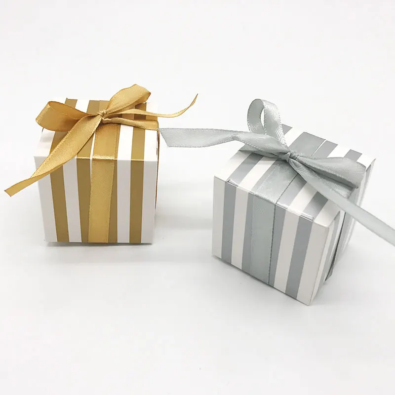 50pcs Gold Silver Striped Cube Box With Ribbon For Wedding Gift Package for Guests Birthday Party Candy Box Favors Packaging
50pcs Gold Silver Striped Cube Box With Ribbon For Wedding Gift Package for Guests Birthday Party Candy Box Favors Packaging