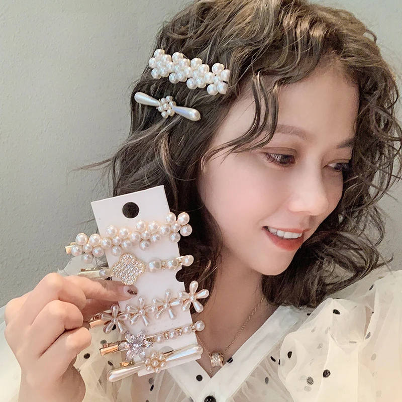 Free Fan New Fashion Pearl Hair Clip for Women Elegant Korean Snap Barrette Stick Hairpin Hair Accessories Pince Cheveux Femme
Free Fan New Fashion Pearl Hair Clip for Women Elegant Korean Snap Barrette Stick Hairpin Hair Accessories Pince Cheveux Femme