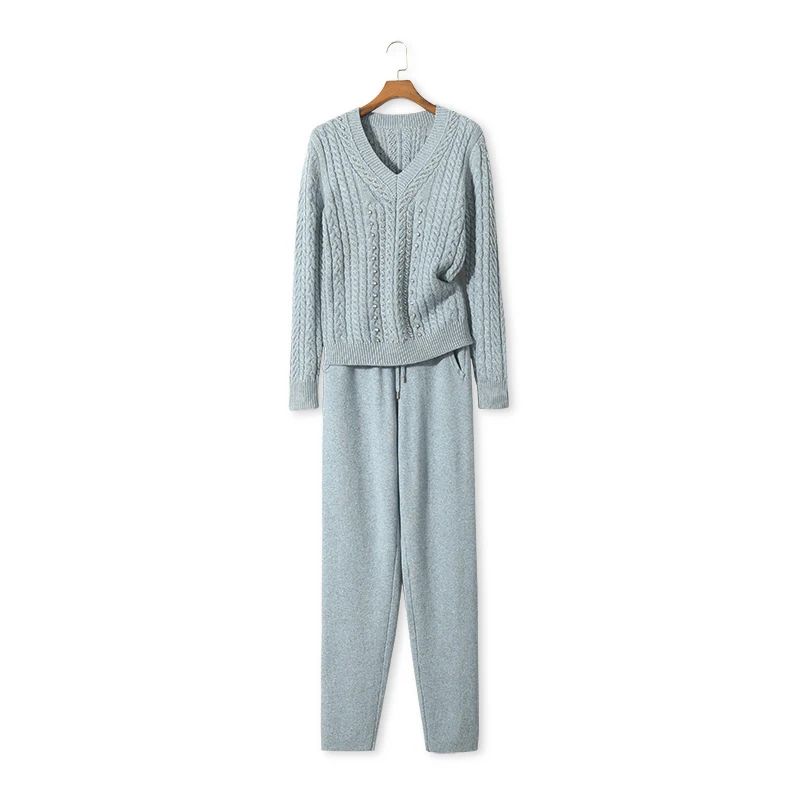 Tracksuits Hot Sale Wool 2018 Spring New Women's Knitted Suit Diamond Studded Beaded Fashion V-neck Cashmere Two-piece Female
Tracksuits Hot Sale Wool 2018 Spring New Women's Knitted Suit Diamond Studded Beaded Fashion V-neck Cashmere Two-piece Female