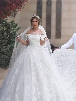Alexzendra Ball Gown Off the Shoulder Wedding Dresses for Bride 2019 Vintage Princess Bride Dresses Plus Size
Alexzendra Ball Gown Off the Shoulder Wedding Dresses for Bride 2019 Vintage Princess Bride Dresses Plus Size