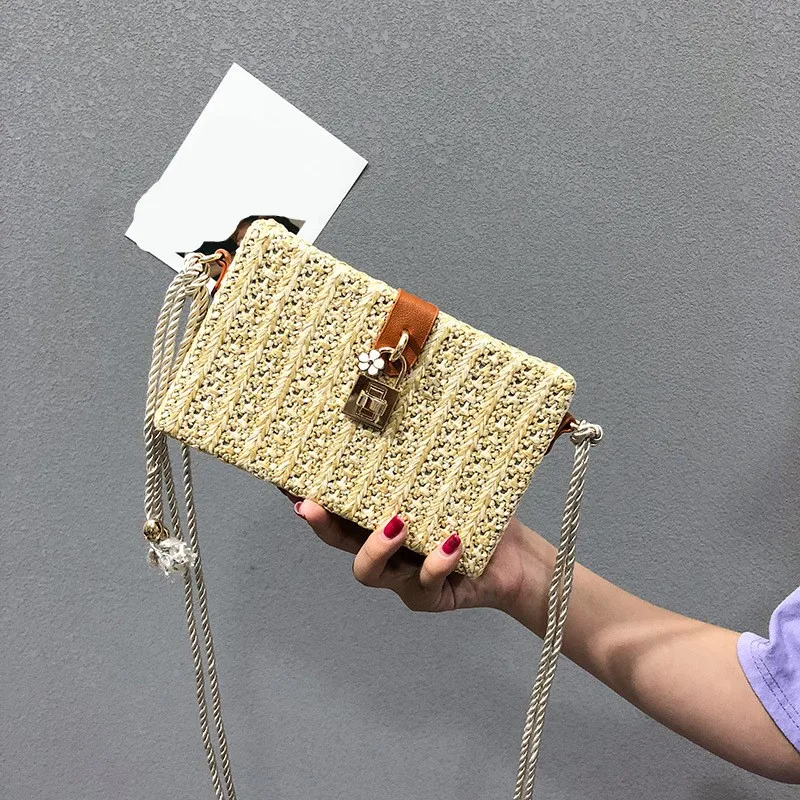 Fashion Ladies Straw Bag/Girls Summer Corn Husk Phone Flap Bag/Women Woven Crossbody Small Mini Lock Bags Handbags
Fashion Ladies Straw Bag/Girls Summer Corn Husk Phone Flap Bag/Women Woven Crossbody Small Mini Lock Bags Handbags