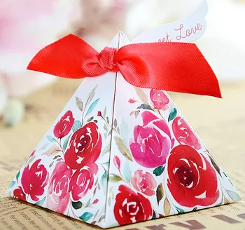 50pcs Triangular beautiful Red flower candy box wedding favors gift sugar chocolate paper box with ribbon bow cards
50pcs Triangular beautiful Red flower candy box wedding favors gift sugar chocolate paper box with ribbon bow cards