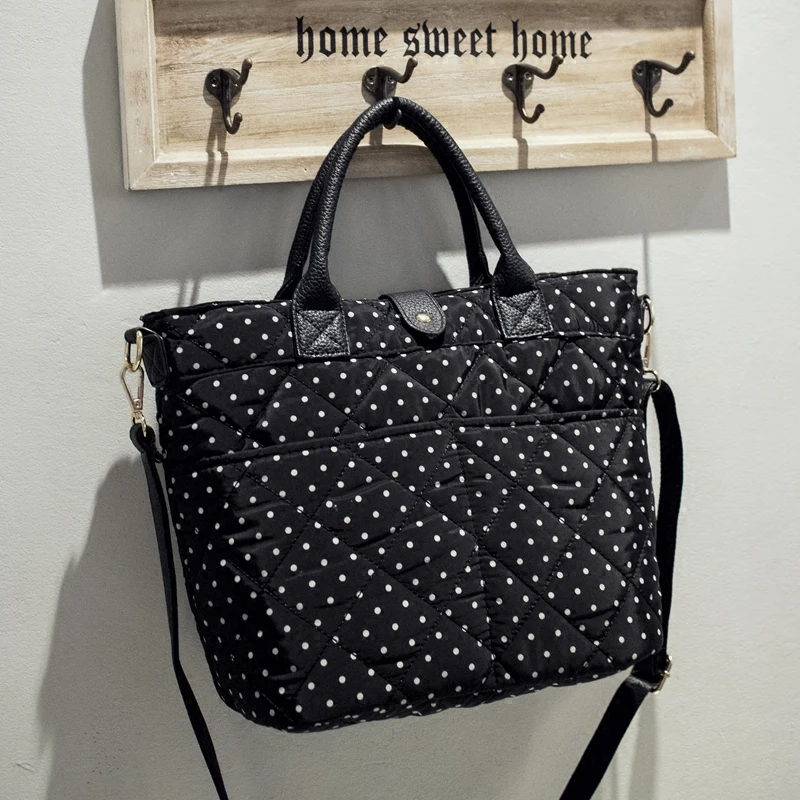 Lasen Bag 2019 New Autumn And Winter Retro Air bag Oxford Retro SpaceBag Shoulder Jacket Bag camouflage Black Crossbody Bag
Lasen Bag 2019 New Autumn And Winter Retro Air bag Oxford Retro SpaceBag Shoulder Jacket Bag camouflage Black Crossbody Bag