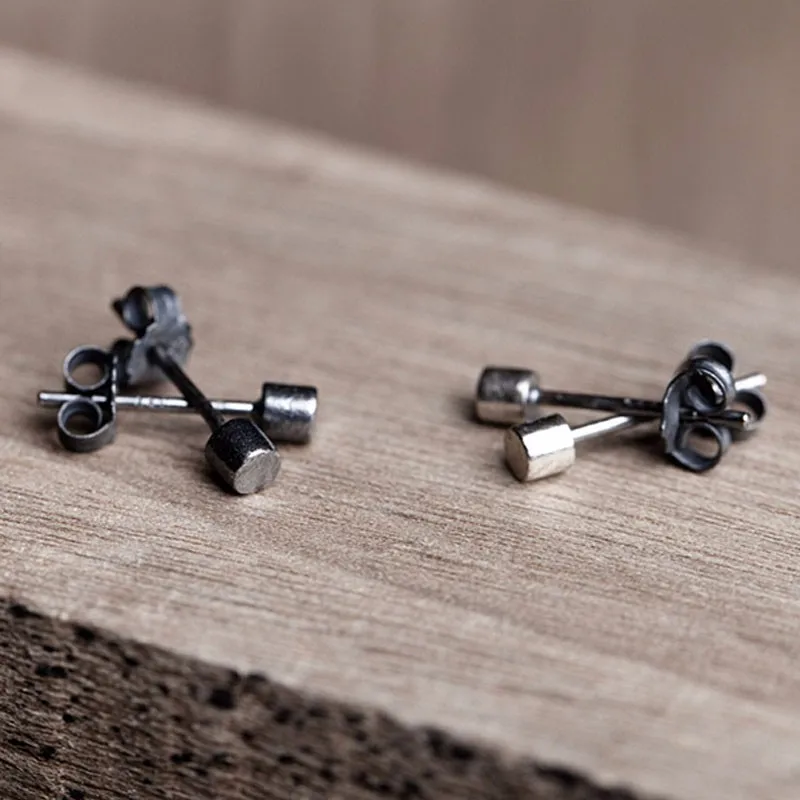 New Fashion Simple 3mm Mini Thick Cylinder Round Stud Earring Oxide Black Men Women 925 Sterling Silver Jewelry Prevent Allergy
New Fashion Simple 3mm Mini Thick Cylinder Round Stud Earring Oxide Black Men Women 925 Sterling Silver Jewelry Prevent Allergy