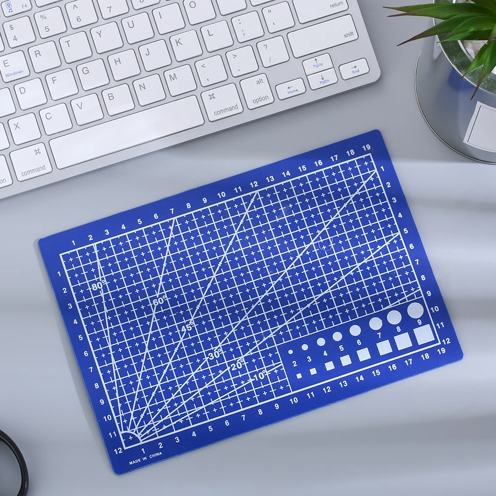 1PC Self Healing A3 Grid Lines Cutting Mat Non-slip Fabric Cutting Plate Paper Board School Supplies Craft Card Sewing Tool
1PC Self Healing A3 Grid Lines Cutting Mat Non-slip Fabric Cutting Plate Paper Board School Supplies Craft Card Sewing Tool