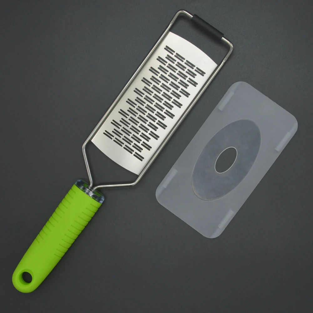 Horizontal stripes shape Microplane carrots Grater with Comfortable Handle and Plastic Cover With Green TPR handle
Horizontal stripes shape Microplane carrots Grater with Comfortable Handle and Plastic Cover With Green TPR handle