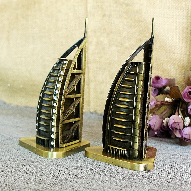 Lugger Hotel Dubai Ornament Arabia Seven Star Hotel Model of Dubai Landmark Crafts Statuette Building Figures home decor gift
Lugger Hotel Dubai Ornament Arabia Seven Star Hotel Model of Dubai Landmark Crafts Statuette Building Figures home decor gift