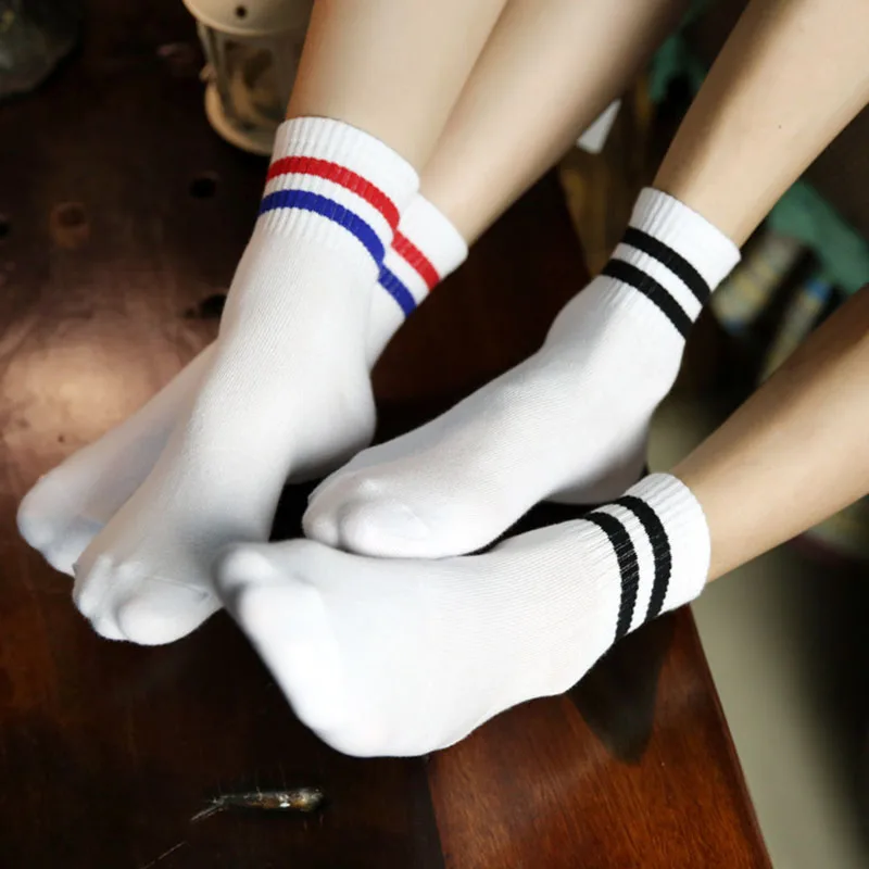 Korean white socks fan pictures