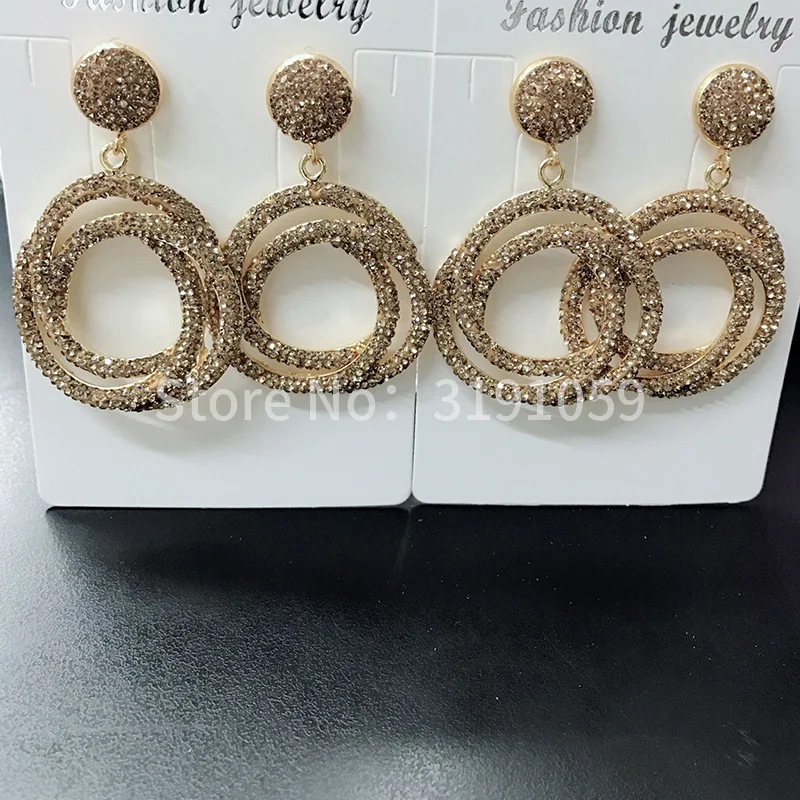 Geometric Ring Circle long style earrings romantic with the European and American style earrings
Geometric Ring Circle long style earrings romantic with the European and American style earrings