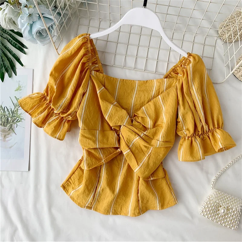 2019 New Womens Square Neck Stripe Pagoda Sleeve Slim Shirts Bohemian Summer Fashion Females Knots Pleated Short Tops
2019 New Womens Square Neck Stripe Pagoda Sleeve Slim Shirts Bohemian Summer Fashion Females Knots Pleated Short Tops