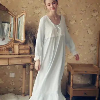 2019 autumn new cooton princess Nightgowns female long sleeve V-neck pink sleep dress lace patchwork home clothes gx1370
2019 autumn new cooton princess Nightgowns female long sleeve V-neck pink sleep dress lace patchwork home clothes gx1370