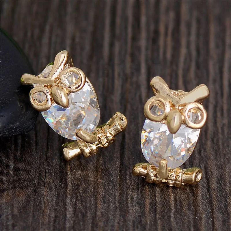 QCOOLJLY Owl Design Woman Stud Earrings Gold Color White/Red/ Black Cubic Zirconia Women Jewelry Earring 7 Colors
QCOOLJLY Owl Design Woman Stud Earrings Gold Color White/Red/ Black Cubic Zirconia Women Jewelry Earring 7 Colors