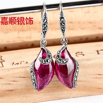 22mm*10mm party dinner Female white 925 Earringsretro Red corundum Semi-precious stones red Bohemia earrings girlfriend gift
22mm*10mm party dinner Female white 925 Earringsretro Red corundum Semi-precious stones red Bohemia earrings girlfriend gift