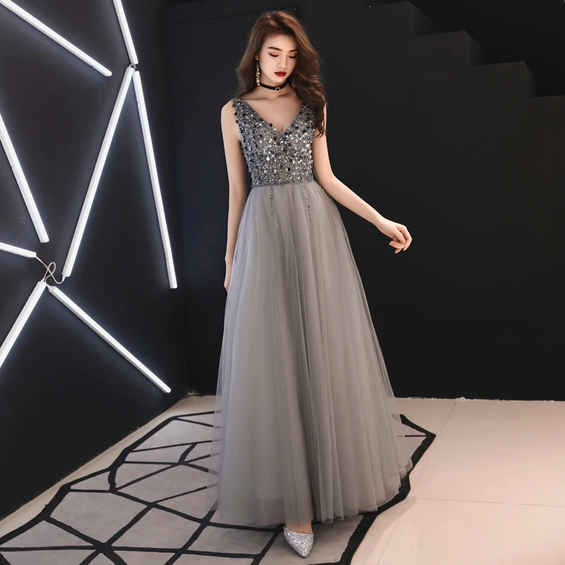 Beauty Emily Long Grey Luxury Beads Evening Dresses 2019 Backless V-Neck Floor-Length Formal Party Evening Prom Dresses Gowns
Beauty Emily Long Grey Luxury Beads Evening Dresses 2019 Backless V-Neck Floor-Length Formal Party Evening Prom Dresses Gowns